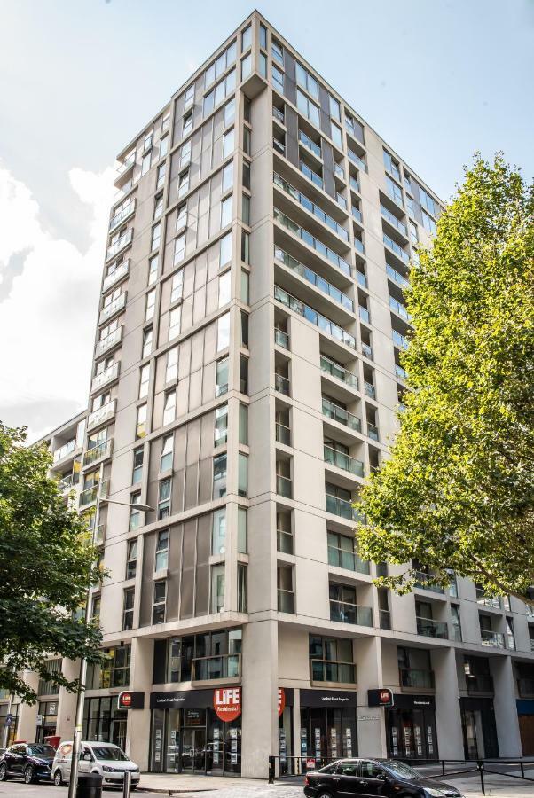 Cobalt Point, South Quay Londres Exterior foto